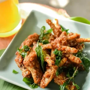 Chân Gà Rang Muối